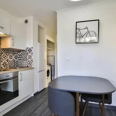 Superbe 2 Piece Confort - Ac, Piscine, Park Apartament *
